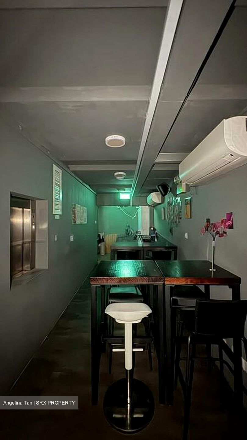 China Street (D1), Shop House #520950311